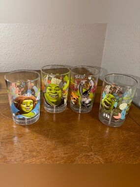 McDonalds Shrek The Third Complete Set 4 2007 Glasses Fiona Donkey Shrek Babies